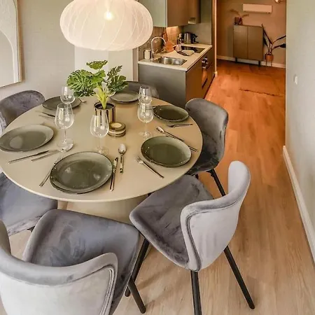 Haya Seaview - The Cinema *